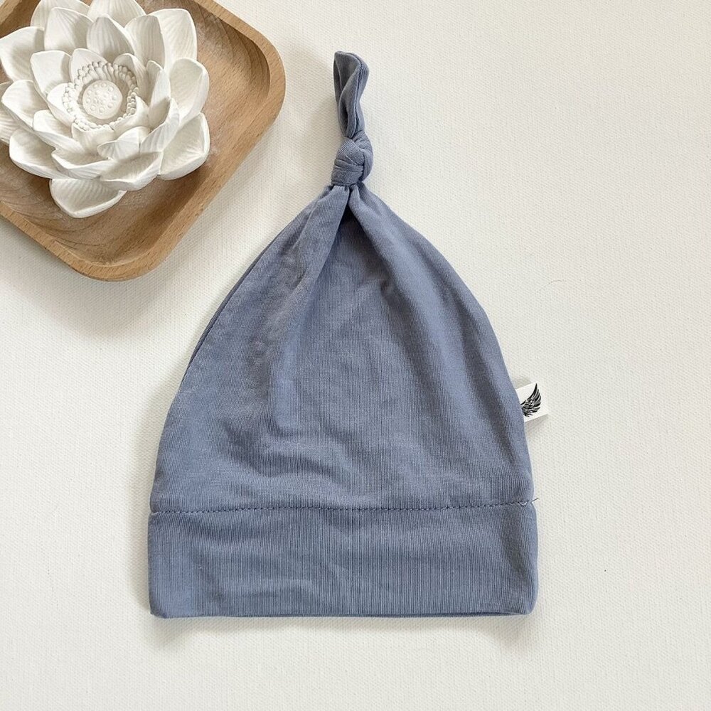 Free Birdees Blue Knotted Hat